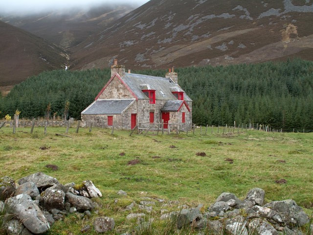 The Horror of the Haunting of Luibeilt Bothy - Scaredy Cat Skeptic